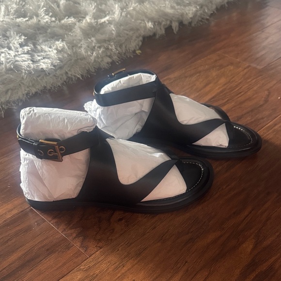 Michael Kors Black Leather Sandals - Picture 1 of 7